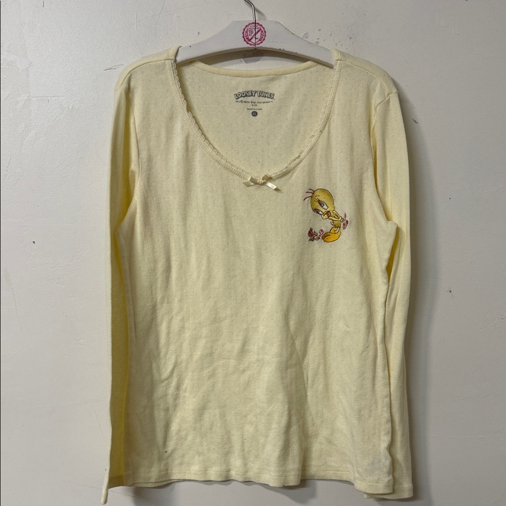 Warner Bros. Tweety Yellow Long-Sleeve Sleep Top